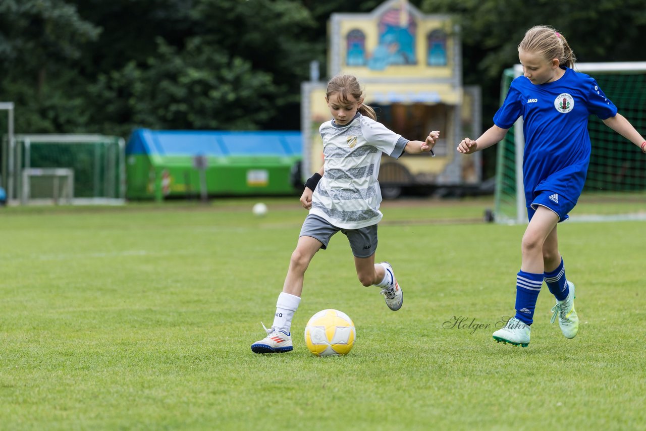 Bild 392 - Loewinnen Cup